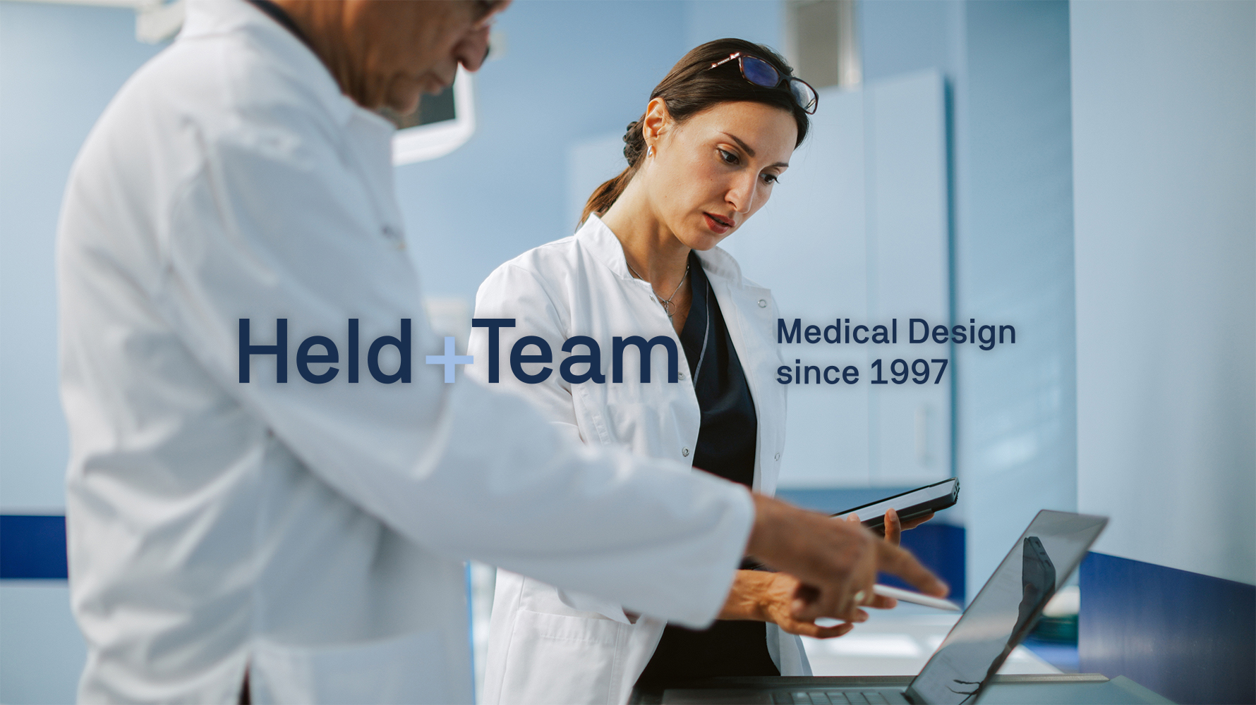 Ärzte nutzen Technologie für klinische Analysen